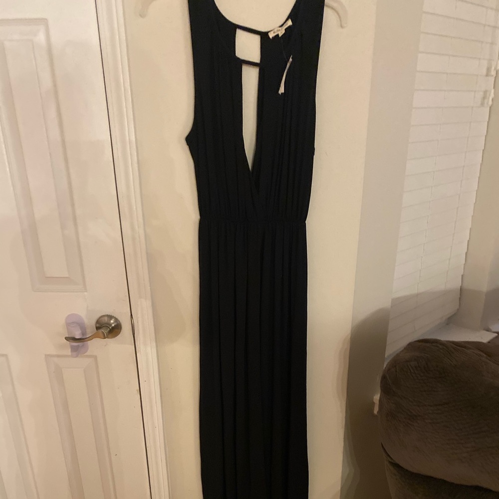 NWT BLACK MAXI DRESS